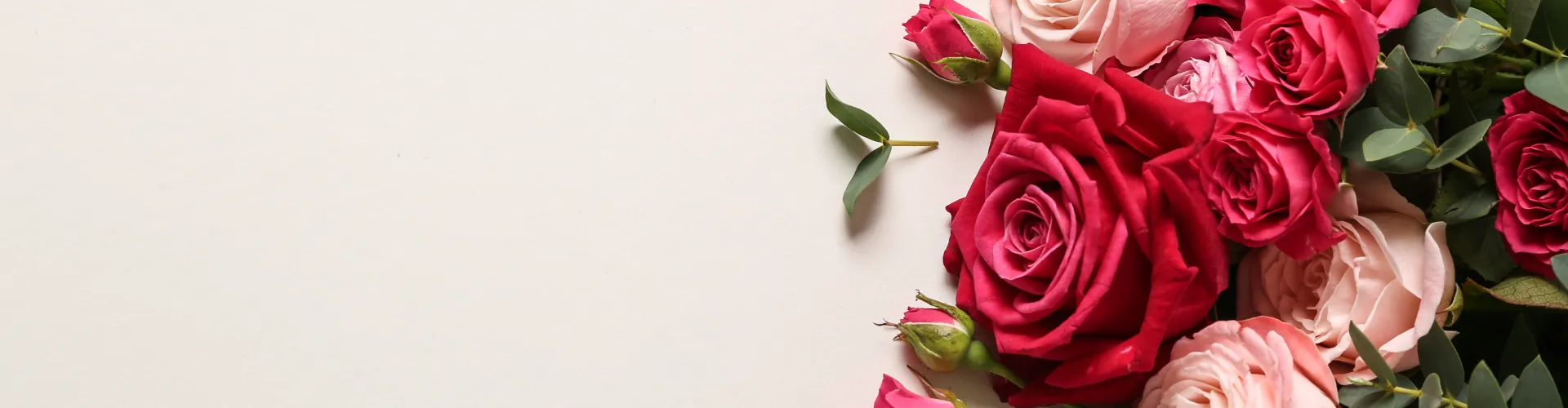 Открытка в подарок<br>к каждому букету!