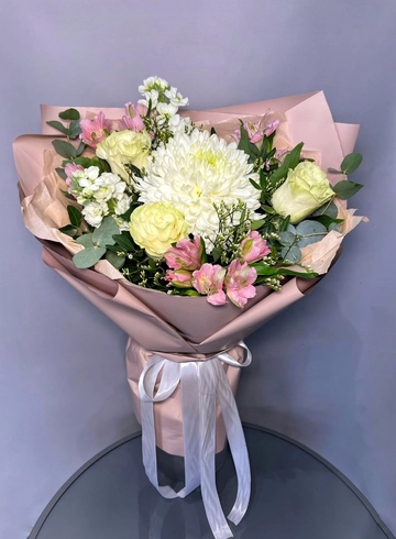 Букет «Первая любовь» от интернет-магазина цветов в 