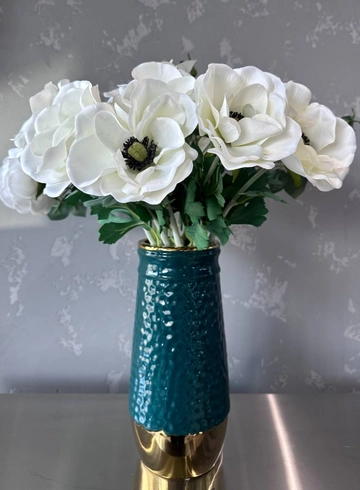 Керамическая ваза с золотой каймой &laquo;Изумруд&raquo; от интернет-магазина цветов в 