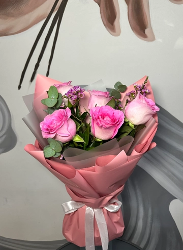 Букет из 5 роз «Милашка» от интернет-магазина цветов в 