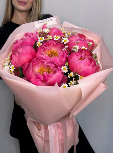 Букет из 7 пионов &laquo;Мармелад&raquo; от интернет-магазина цветов в 