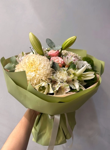 Сборный букет &laquo;Нежные мгновения&raquo; от интернет-магазина цветов в 