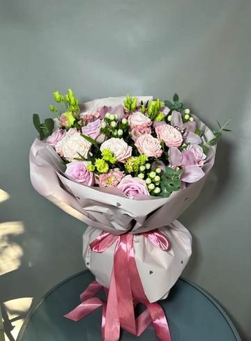 Сборный букет «Амелия» от интернет-магазина цветов в 