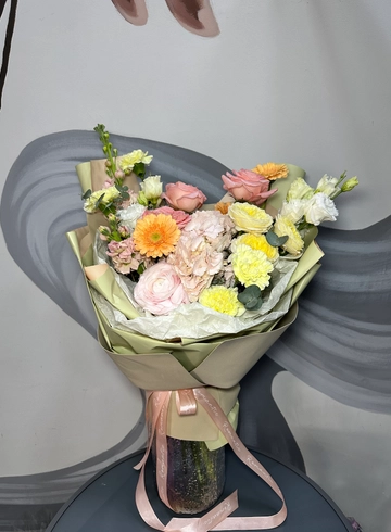 Авторский букет &laquo;Царство цветов&raquo; от интернет-магазина цветов в 