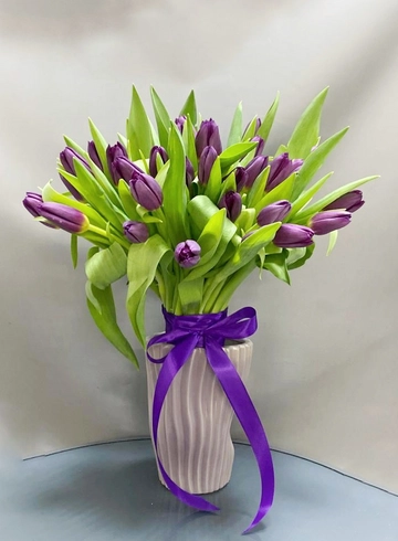 Букет из 45 тюльпанов (без вазы) &laquo;Для тебя&raquo; от интернет-магазина цветов в 