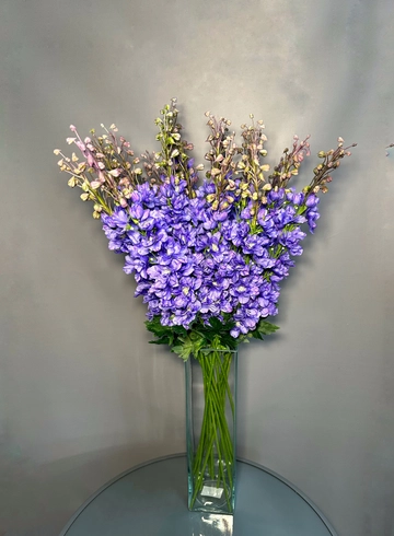 1 ветка искусственного дельфиниума фиолетового цвета  от интернет-магазина цветов в 