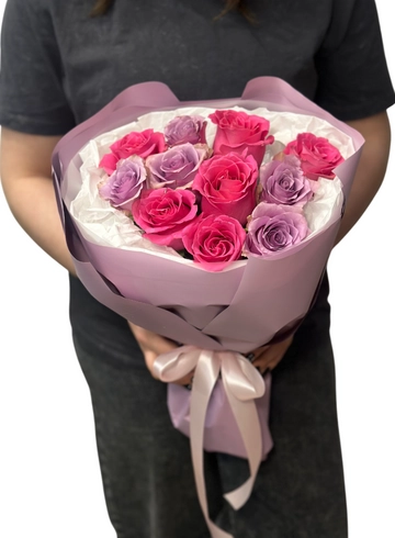 Маленький букет из 11 Кенийских роз «Для Барби» от интернет-магазина цветов в 