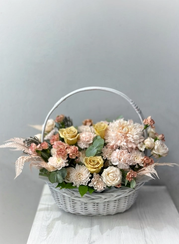 Цветочная корзина  от интернет-магазина цветов в 