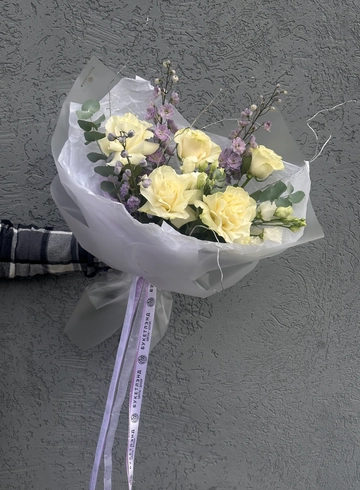 Сборный букет «Фея» от интернет-магазина цветов в 