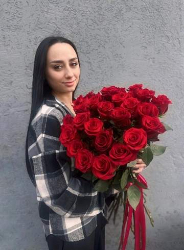 Букет из 25 красных роз 80 см «Ты-мое всё» от интернет-магазина цветов в 
