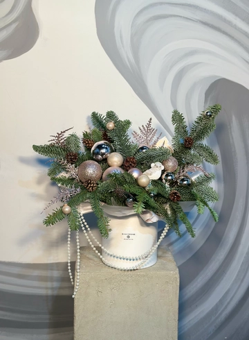 Композиция &laquo;Птица счастья&raquo; от интернет-магазина цветов в 