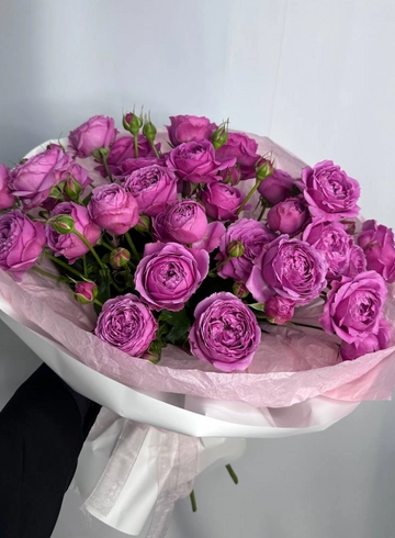 Букет из кустовых роз сорт Мисти Баблс «Pink» от интернет-магазина цветов в 