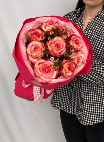 Букет из 9 роз &laquo;Комплимент&raquo; от интернет-магазина цветов в 