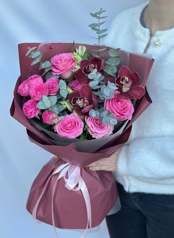 Букет &laquo;Моей особенной&raquo; от интернет-магазина цветов в 