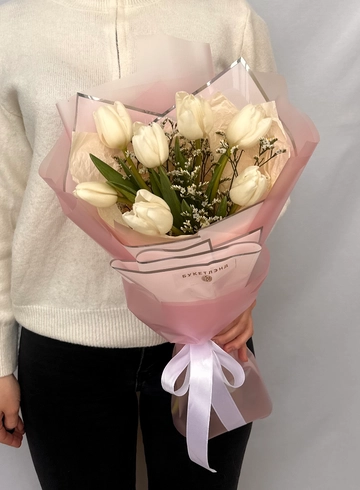 Букет из 7 тюльпанов &laquo;Нежность&raquo; от интернет-магазина цветов в 